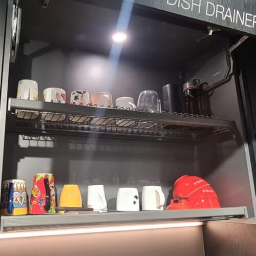 Ảnh thực tế khay up chén đĩa Hafele 544.01.308 đen 764x263mm