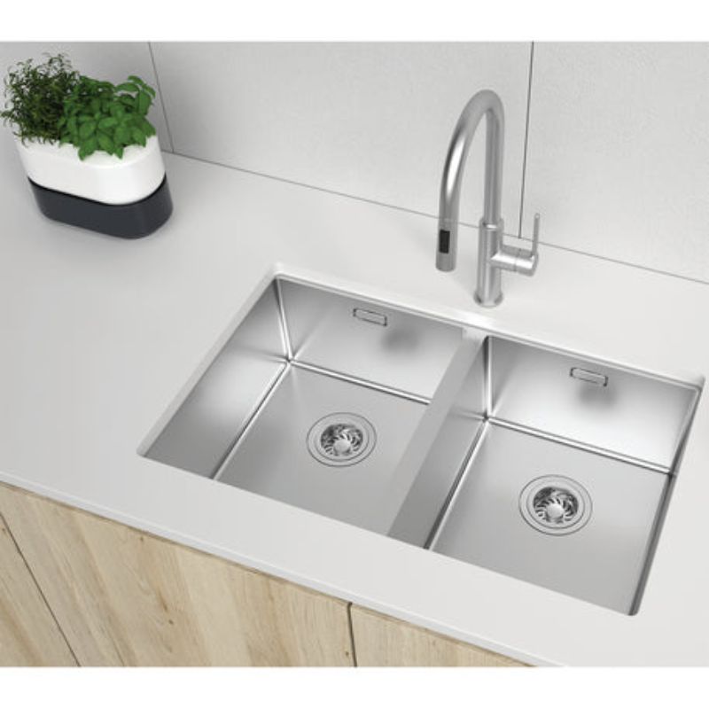 chau-rua-bat-inox-2-ho-hafele-567-24-427-1.jpg chau rua bat inox 2 ho hafele 567 24 427 1